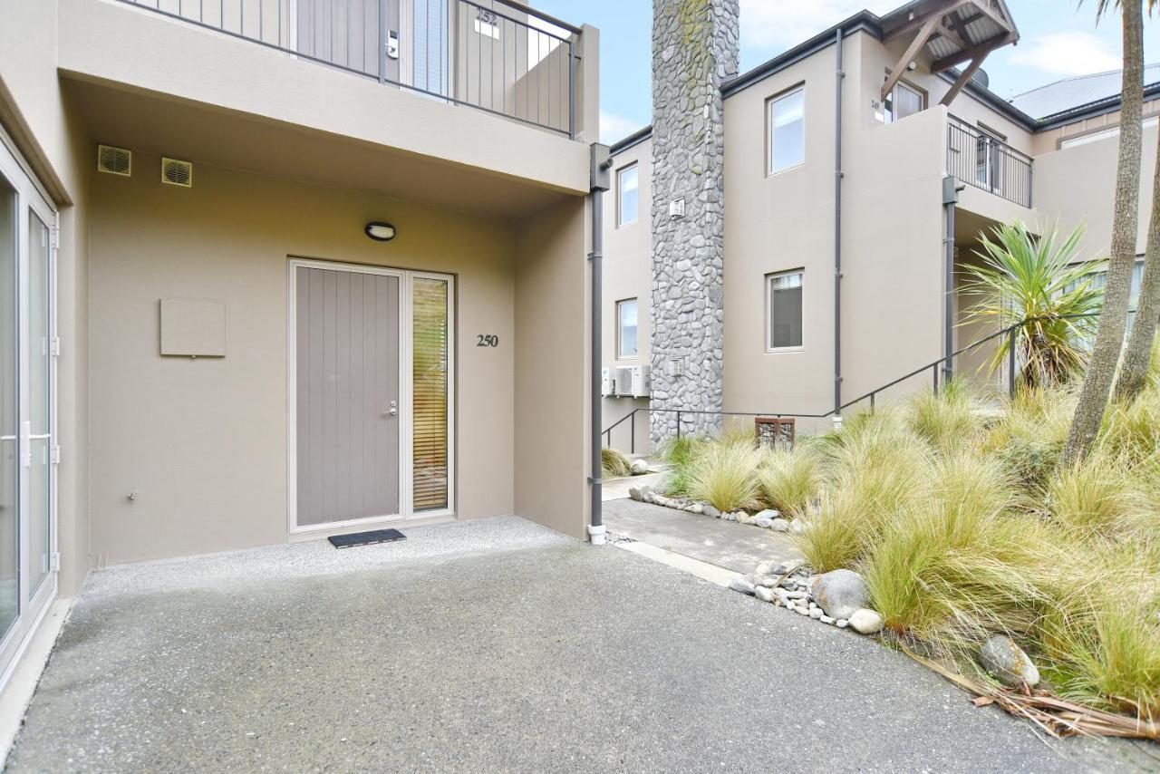 High Country Villa 250 - Terrace Downs Windwhistle Exteriör bild